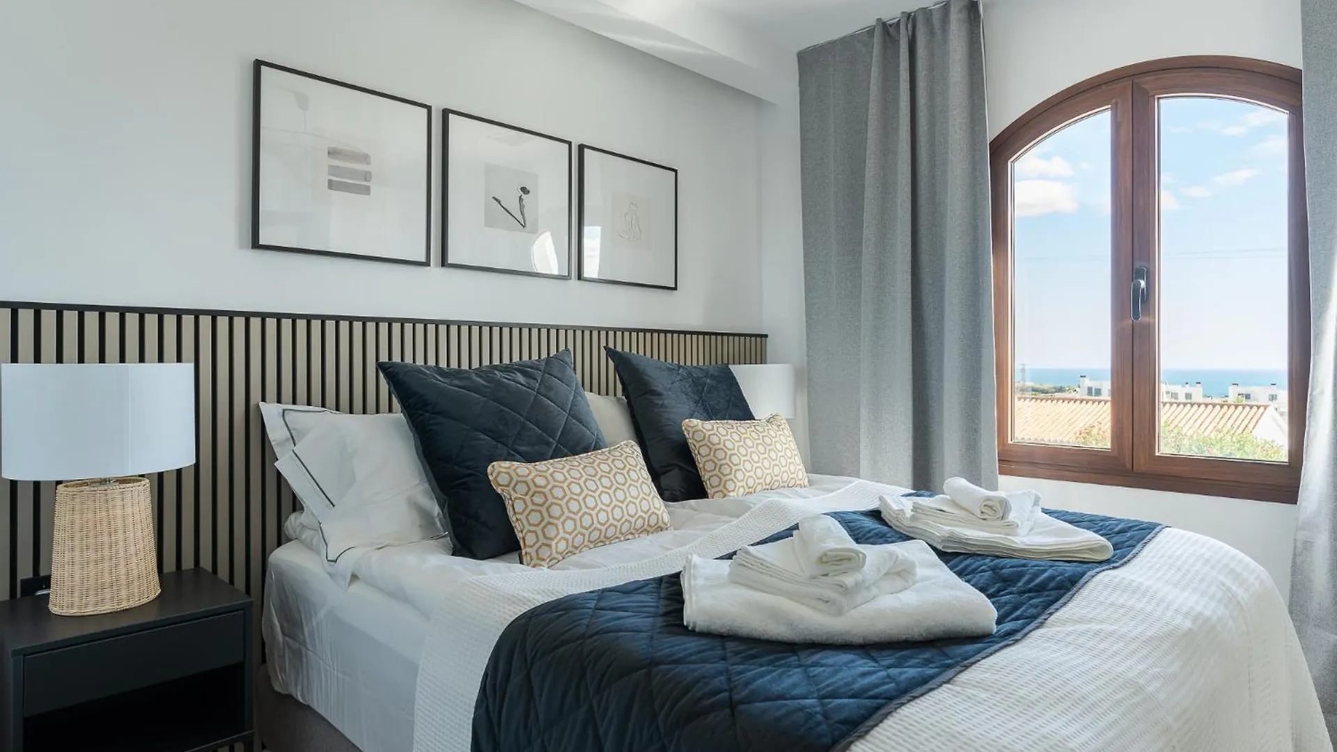Villa Luxury House With Private Heated Pool In Nerja! Casa vacanze